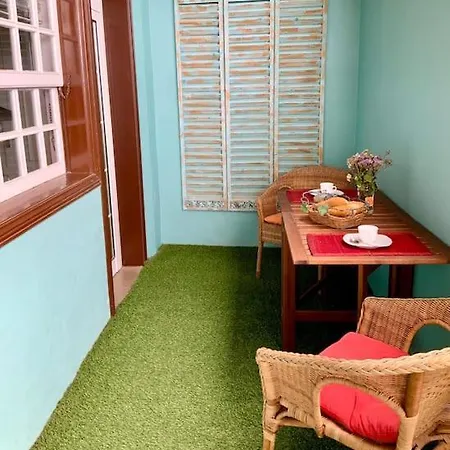 La Casa Nieves