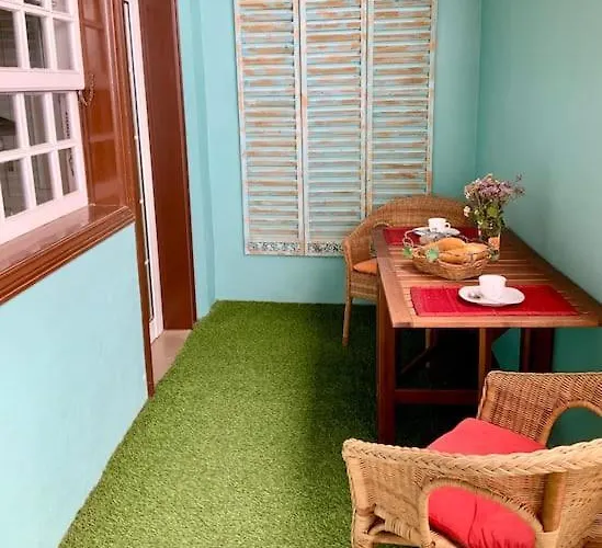 La Casa Nieves